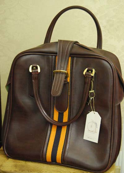 Borsa-da-viaggio-particolare-con-fascia